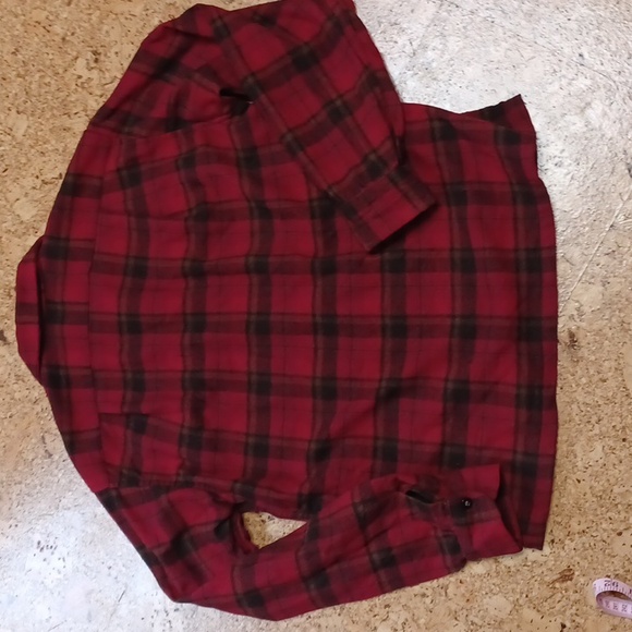 Pendleton Vintage Virgin Wool Men's Board Shirt Red, Green & Black Plaid Size M - Picture 6 of 8